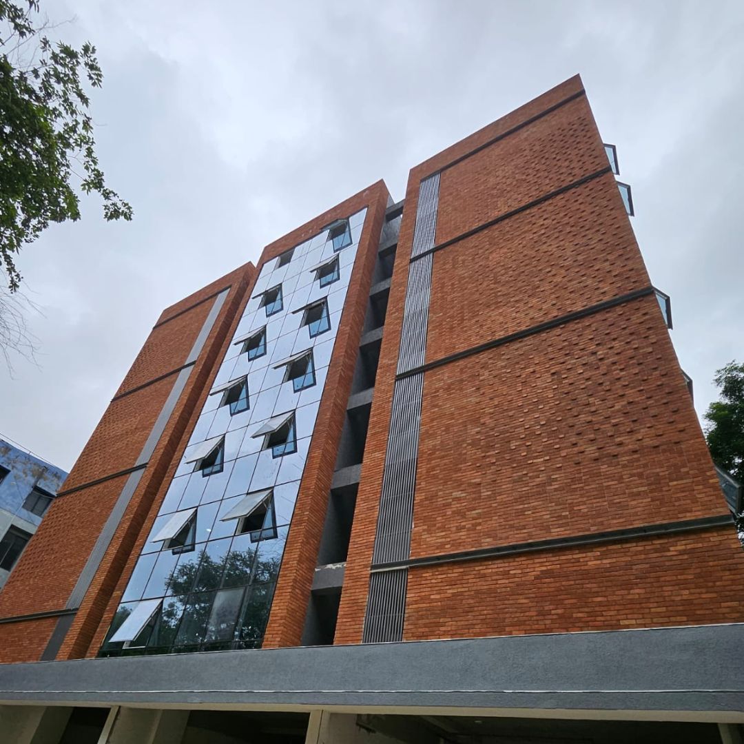 ? H 7 , Law Garden , Ahmedabad decorate exterior brick wall